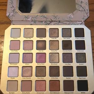 Too faced natural love eyeshadow palette